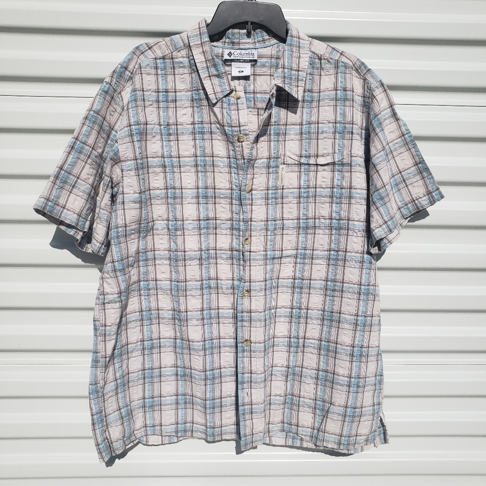 Columbia like new plaid short sleeve button down - Picture 1 of 8